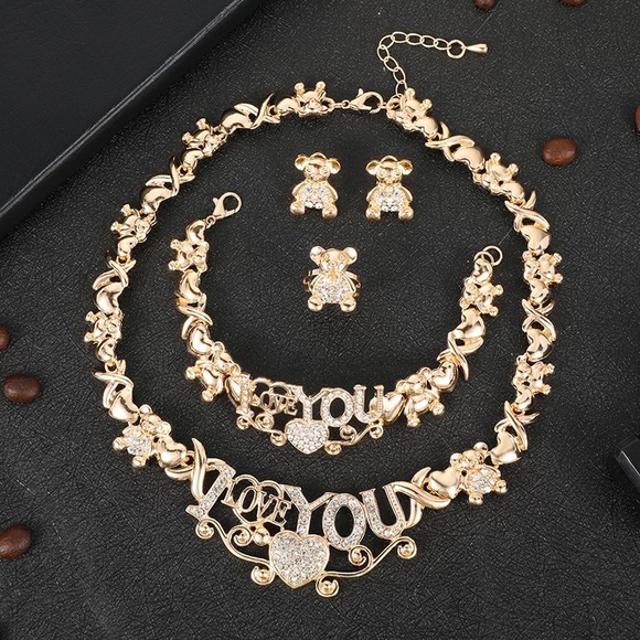 XOXO Necklace Set - Picture 1 of 4